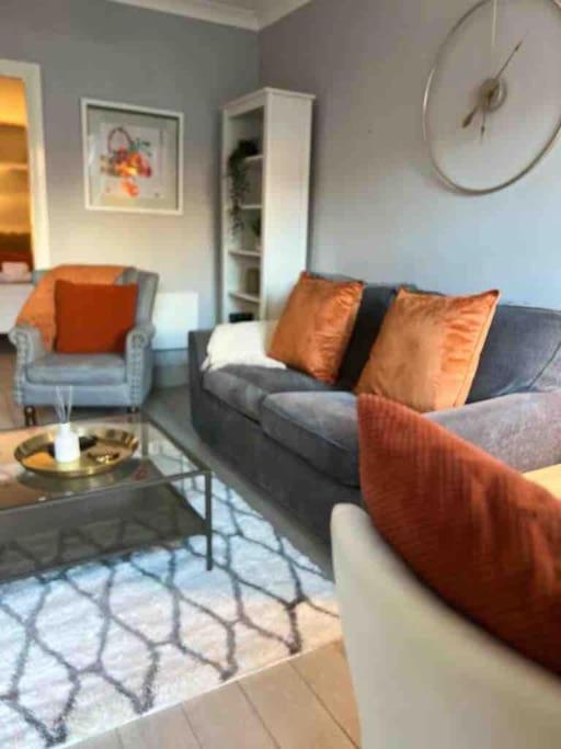 Mandarin Court Boutique City Centre Apartment ウスター エクステリア 写真